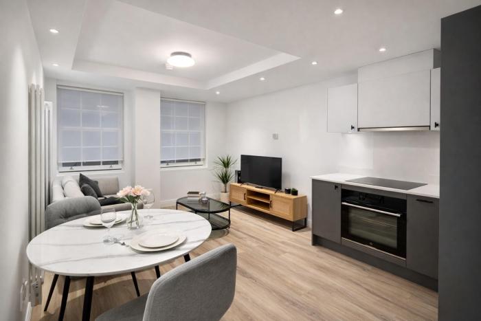 Luxury Apartment in Pimlico Victoria