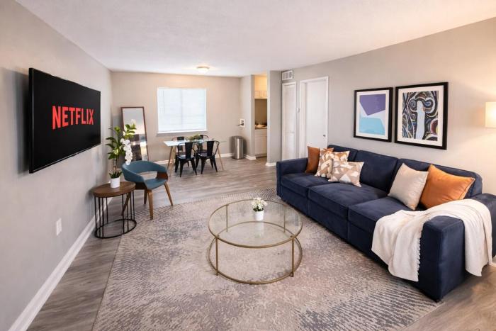 Cozy 1BR Birmingham Retreat with Parking Near Downtown