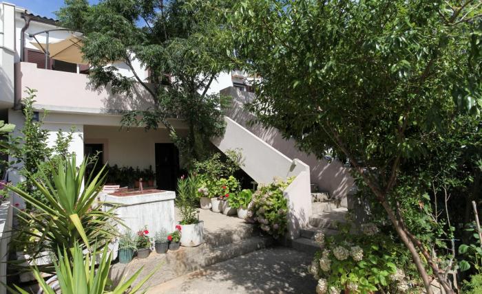 Apartment Mandre 4105a