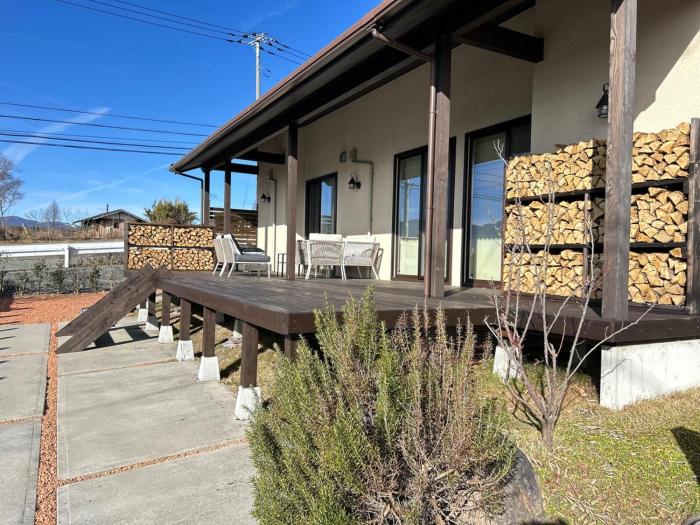 サウナコテージ 南アルプス一望 バーベキュー 全室エアコン完備 ロイヤル北杜