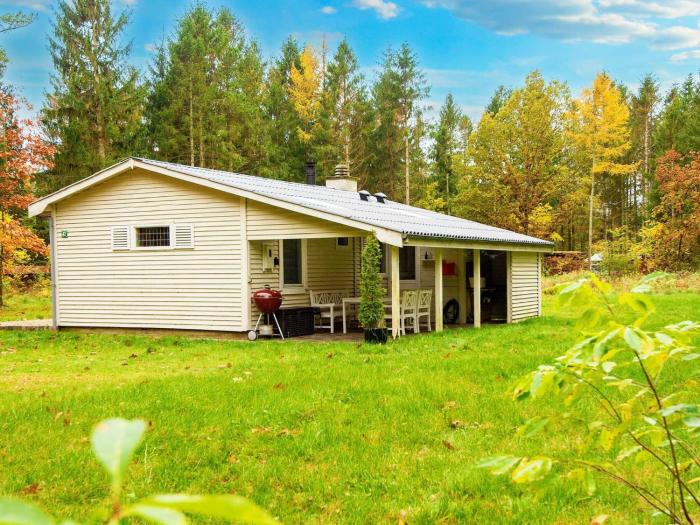 4 person holiday home in Ans By-By Traum