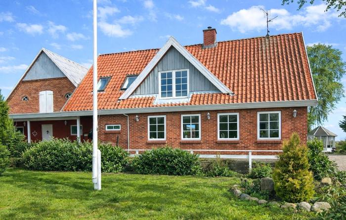 Lovely Home In Nordborg With House Sea View