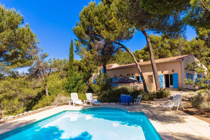 Villa pleine nature à 20km dAix-en-Provence