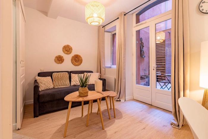 Quiet downtown location - Apartment with a terrace