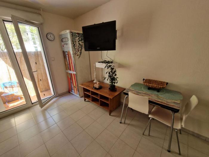 Studio charmant à Aix-en-Provence, 27 m² avec terrasse.