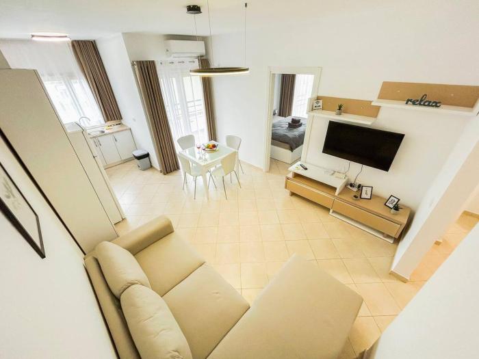 601 Veronika Iliria Stay