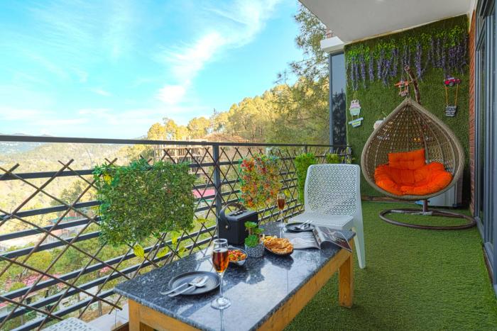 Nirvana By Nest Kasauli 2 BHK Luxury Apartment Rooftop Cafe Free Parking