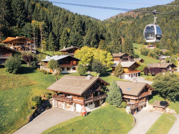 Chalet 5* moderne, proche pistes, garage, WIFI - FR-1-304-113