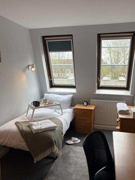 Student Only Modern Non-Ensuite Room at Ivy Halls Cricklewood