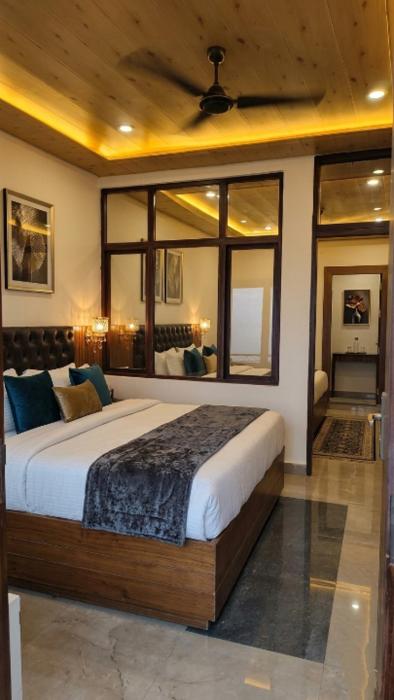 Hotel The Nand Palace - Near Mall Road- Mussoorie