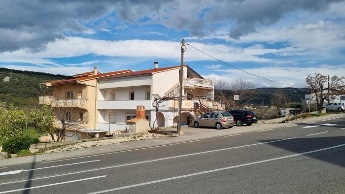 Apartments Josip 2830