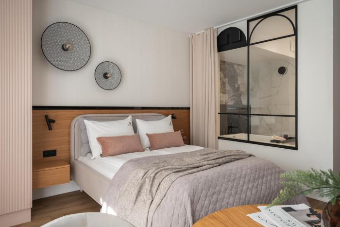 Love Story Studio with Jacuzzi by Lion Apartments