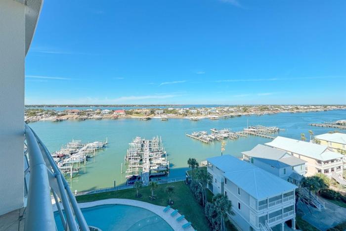 Bella Luna 809 - NEW Rental - 3bed3Bath-Walk to FloraBama-Deeded Beach Access