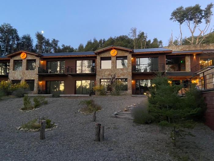 Cabañas y Hosteria El Condor Pasa VLA