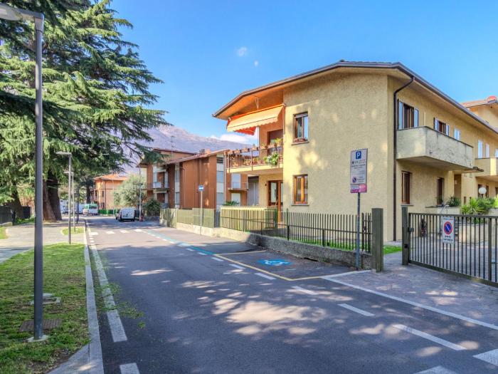 Apartment Giardino Bonsai by Interhome