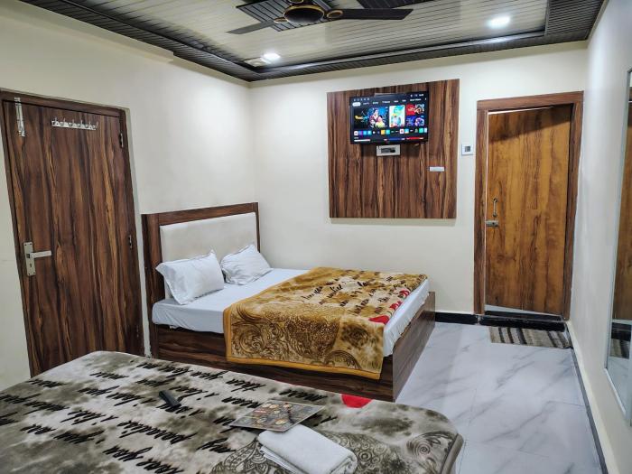Hotel Diamond inn Mathura