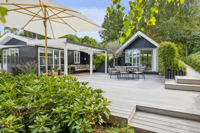 Cottage With Unique Outdoor Surroundings In Ordrup