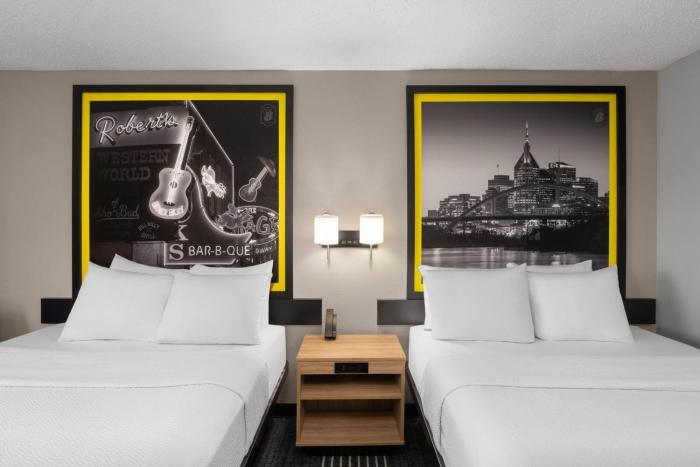 Super 8 by Wyndham Chattanooga East - Hamilton Place