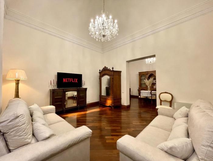 Dimora Ferrari - 270sqm - 10 Guests - 3 Baths