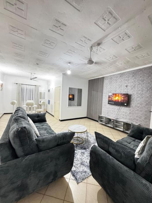 Kheyre Nyali Cosy Suites 5th avenue Apt
