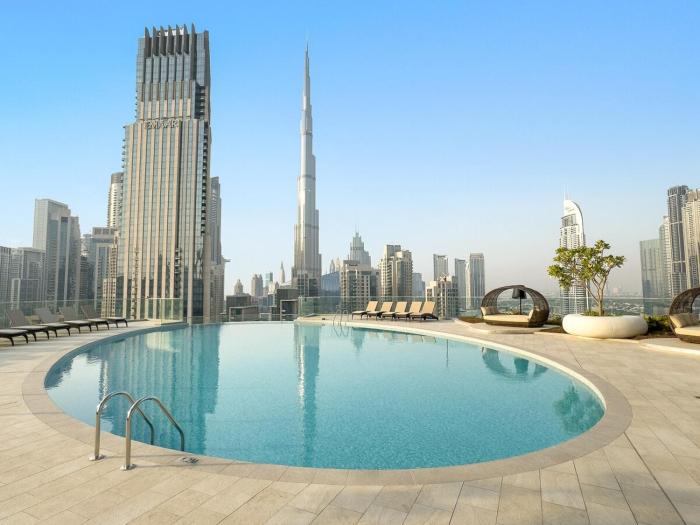 FIRST CLASS 2BR Burj Khalifa & Downtown Views
