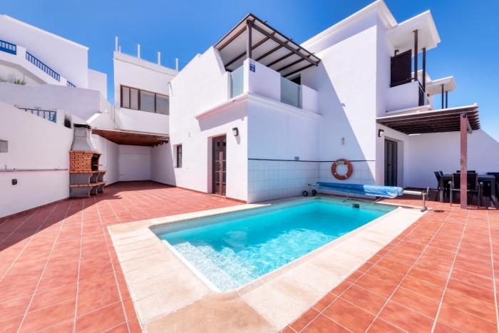 Villa El Rincon - Pool and BBQ - 5min from the Beach By Lanzarote Vacation Homes