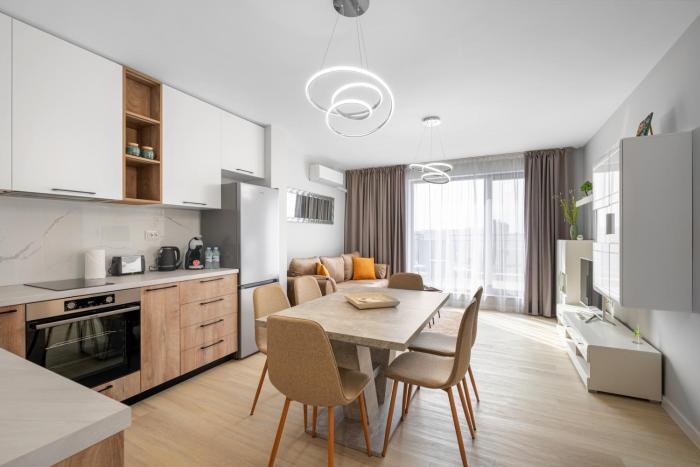 Stylish 2BR w Free Parking near Lokomotiv Stadium