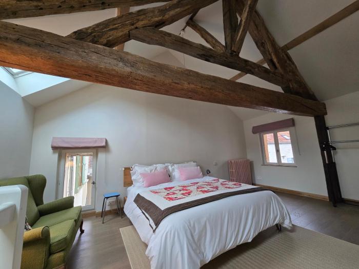 The Little Hideaway - La Petite Maison Cachée