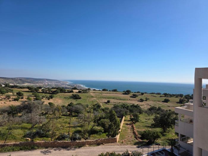 Ocean & Mountain View Serenity