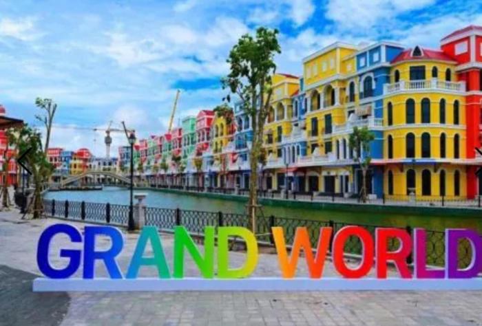 HUE homestay&cafe near beach