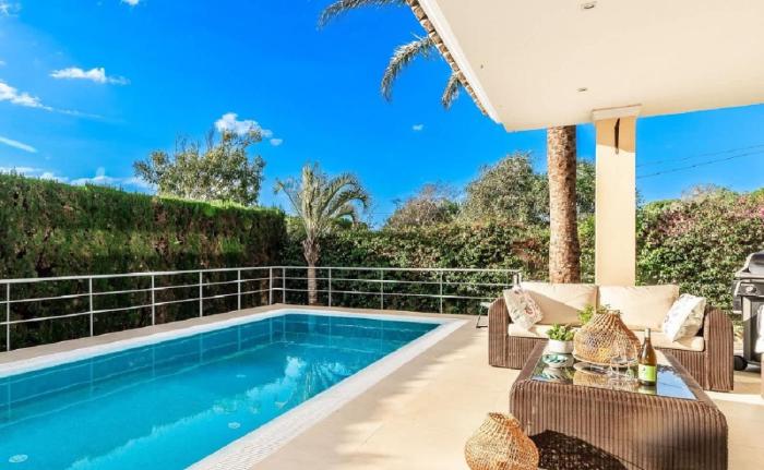 Andalusian villa near the beach