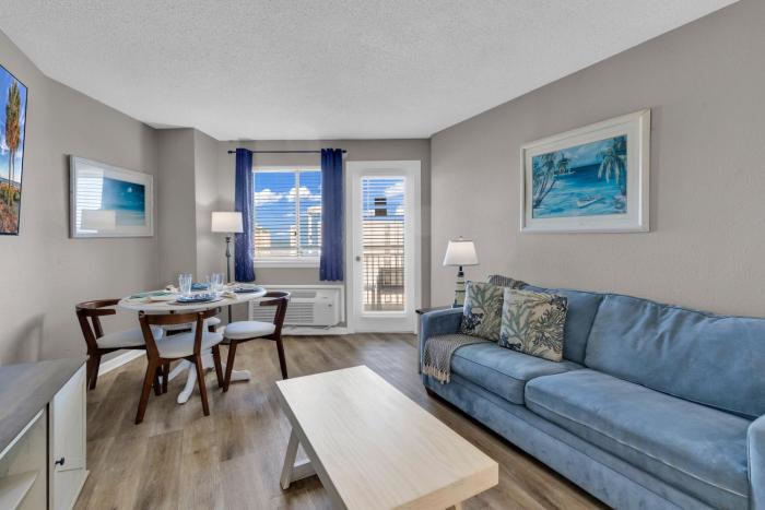 Bluewater Resort 1108