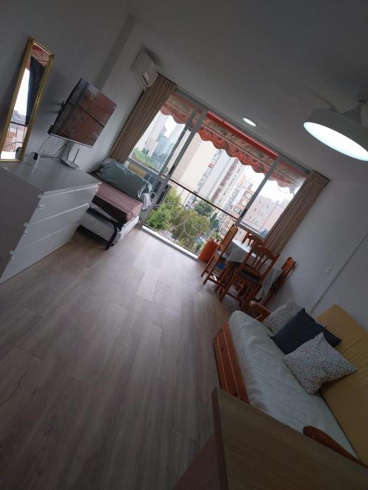 Apartamento con piscina en Benidorm