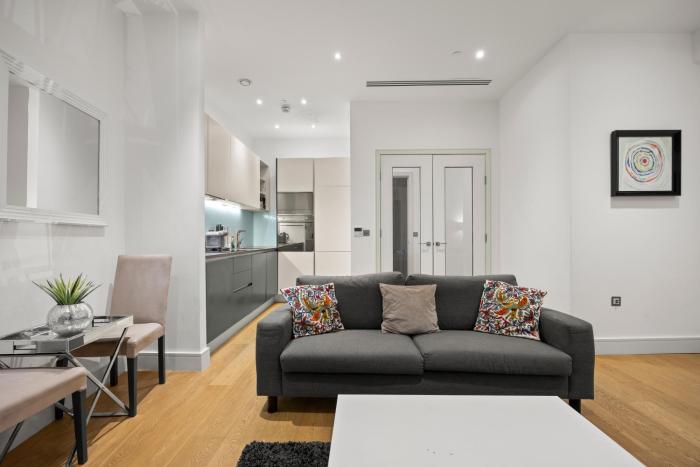 Modern London apartment near Bank Station