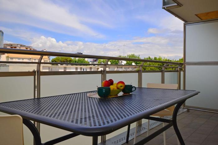 Modern flat with spacious balcony