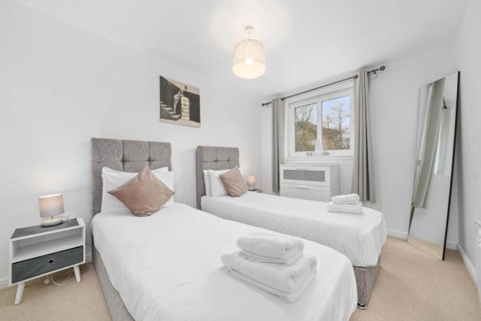 Cosy 2-Bed Apartment Central Edinburgh Sleeps 4