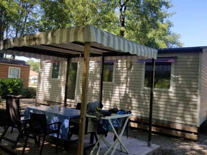 Mobil-home confortable - 6 pers. - API-1-52-2167