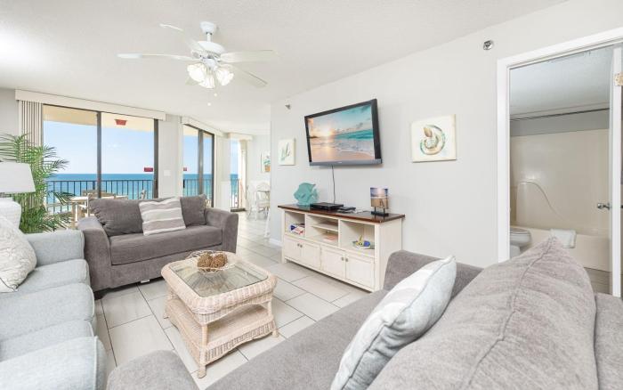 Phoenix V 411 condo