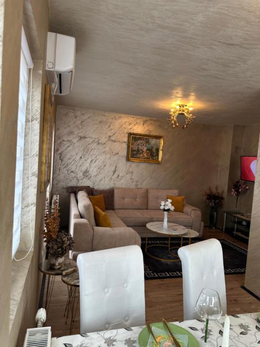 Christian Dior Lazarevac