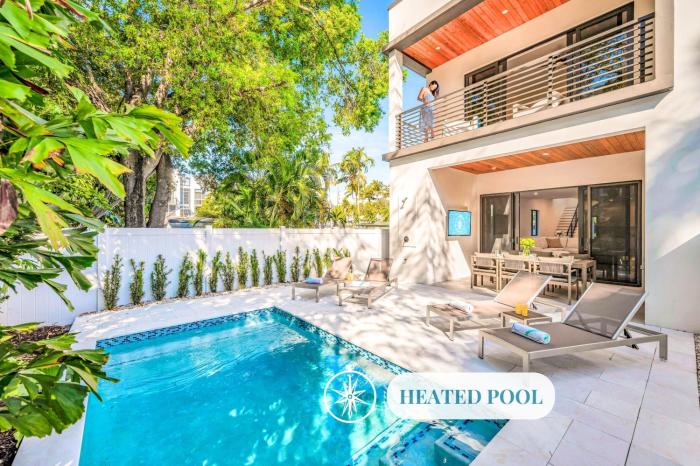 Townhouse Heated Pool Centrally Located Malibu Key Two