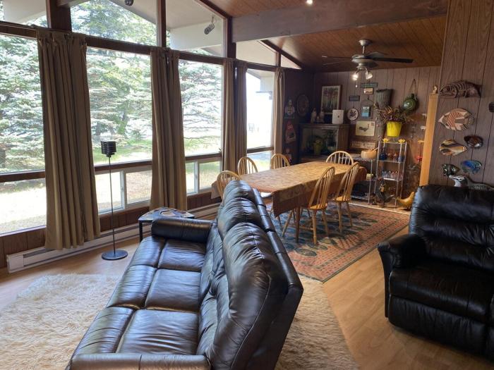 Georgian Bay Waterfront Cottage w Private Beach