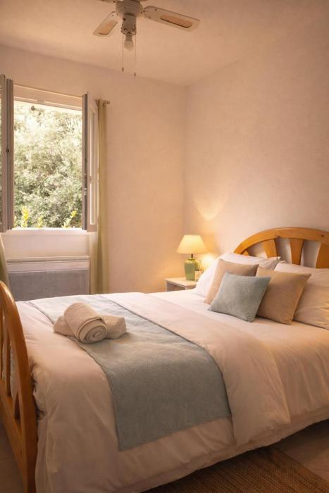 Appartement en rez de jardin à Conca corse du sud