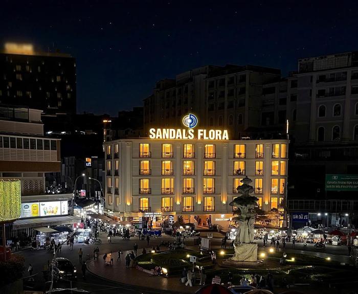 SANDALS FLORA HOTEL