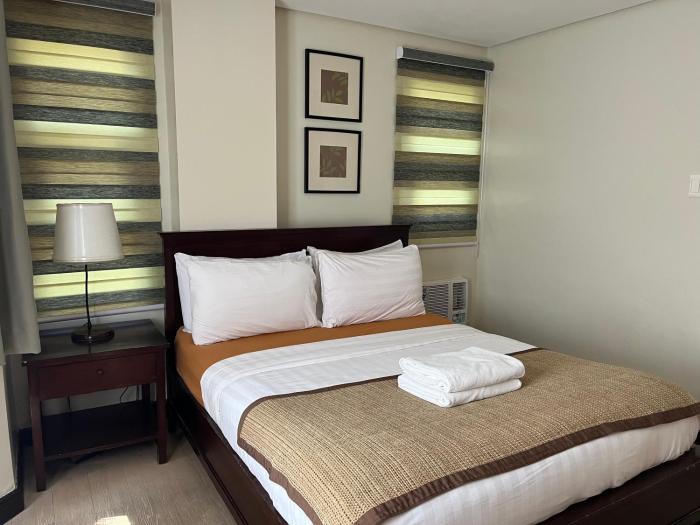 One bedroom at Crosswinds