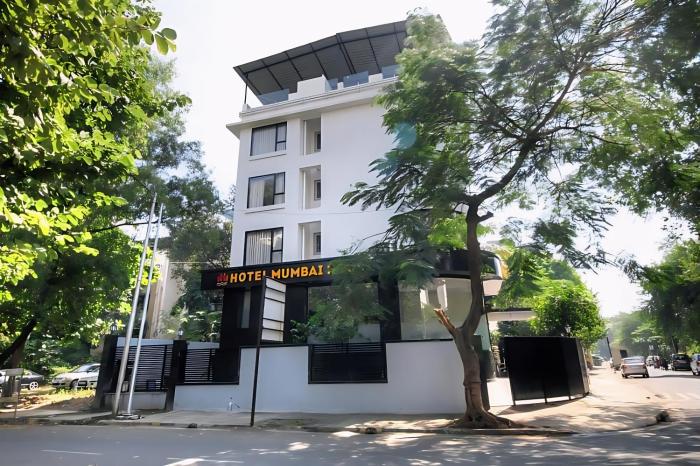 Hotel Mumbai House Ghansoli, Navi Mumbai