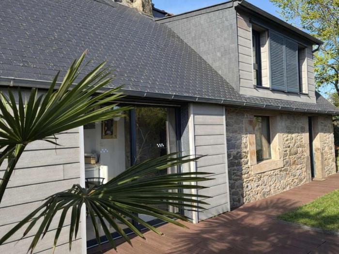 Charmante maison bretonne avec jardin clos, parking, WiFi, à 900m de la plage - Trégastel - FR-1-542-35