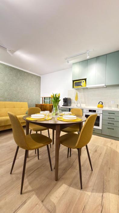 APARTAMENT Nowoczesny PRL