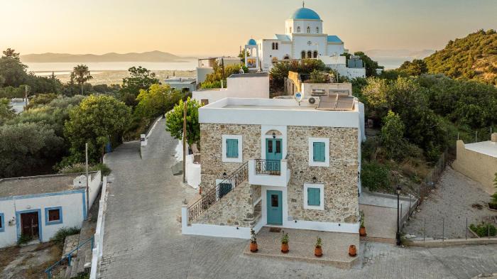 Rizes - Traditional Stone House in Zia