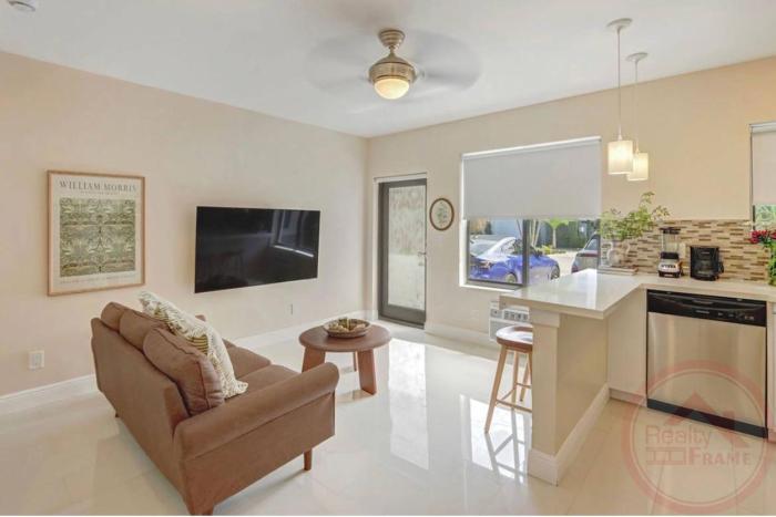 Open-Concept Urban Stay