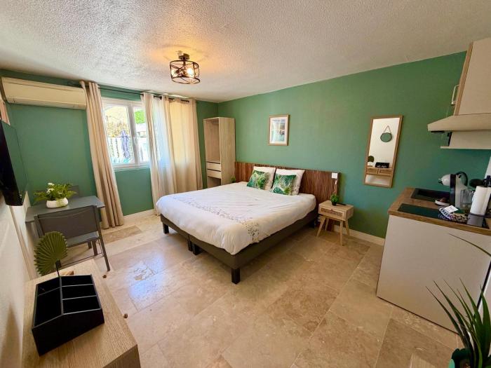 Les Appartements du Mas - Studio Amazonite